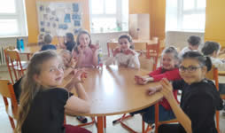 2025-04-barveni-vajicek-13_s